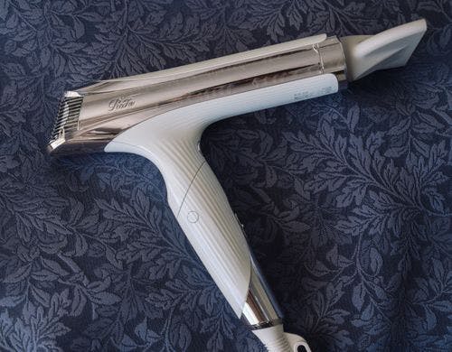 マスターベッドルーム