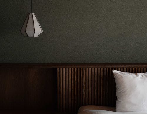 寝室キングベッド