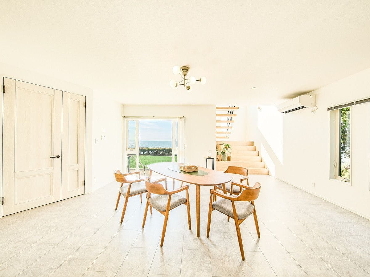 거실 겸 다이닝룸