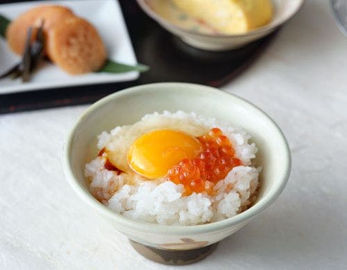 朝食（現地追加料金）