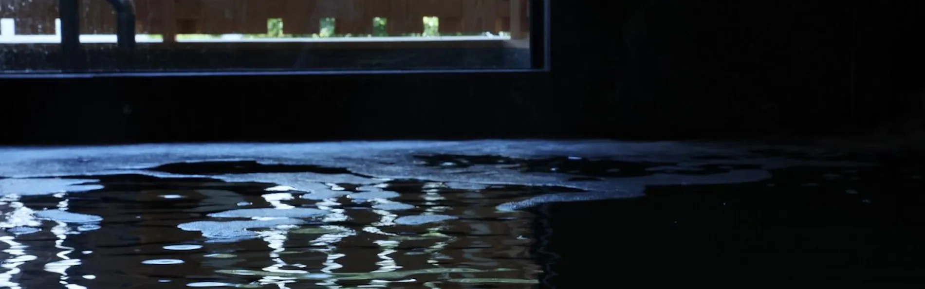THE UPPER GROUND 001
