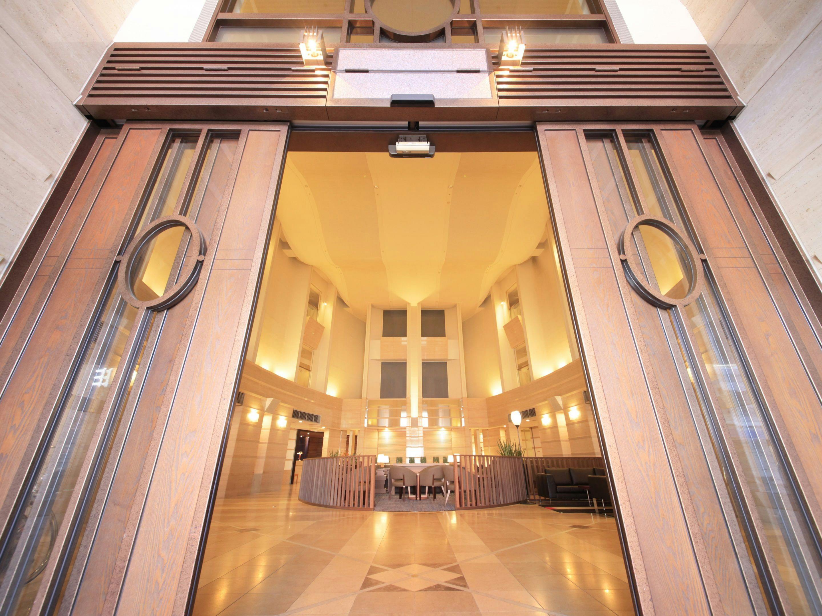 ทางเข้า