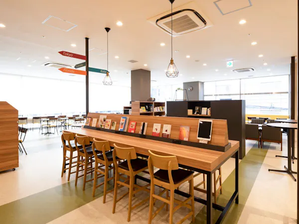 【お日にち限定】シングル利用※お子様の添い寝もOK※本を片手にくつろげるLibrary Cafe※