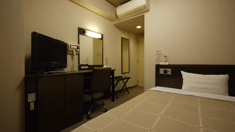 Hotel Route-Inn Hisai Inter