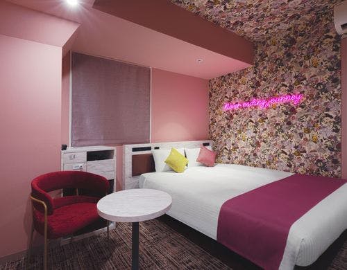 =KABUKUルーム(Bloom)=クイーン