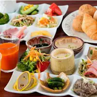 和洋の朝食バイキング