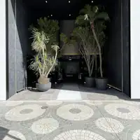 1Fエントランス