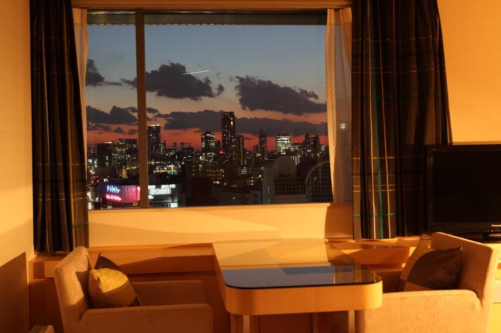 ทิวทัศน์ยามค่ำคืน (ตัวอย่าง)