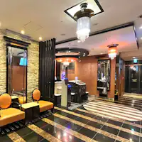 【ホテルロビー】