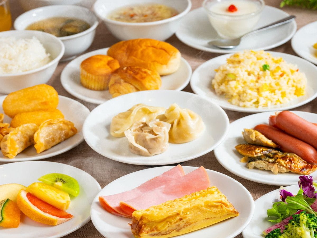 朝食ビュッフェ