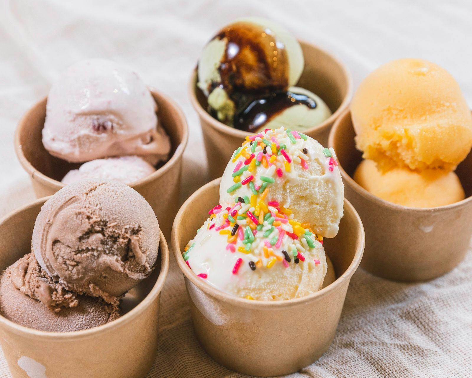 Es krim gratis makan sepuasnya♪