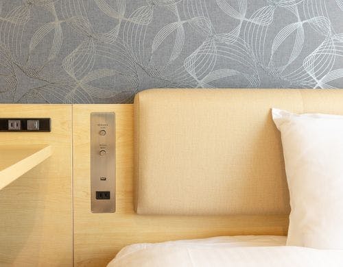 枕元コンセント（スタンダードルーム）