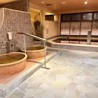 ห้องอาบน้ำรวมขนาดใหญ่สำหรับผู้ชาย