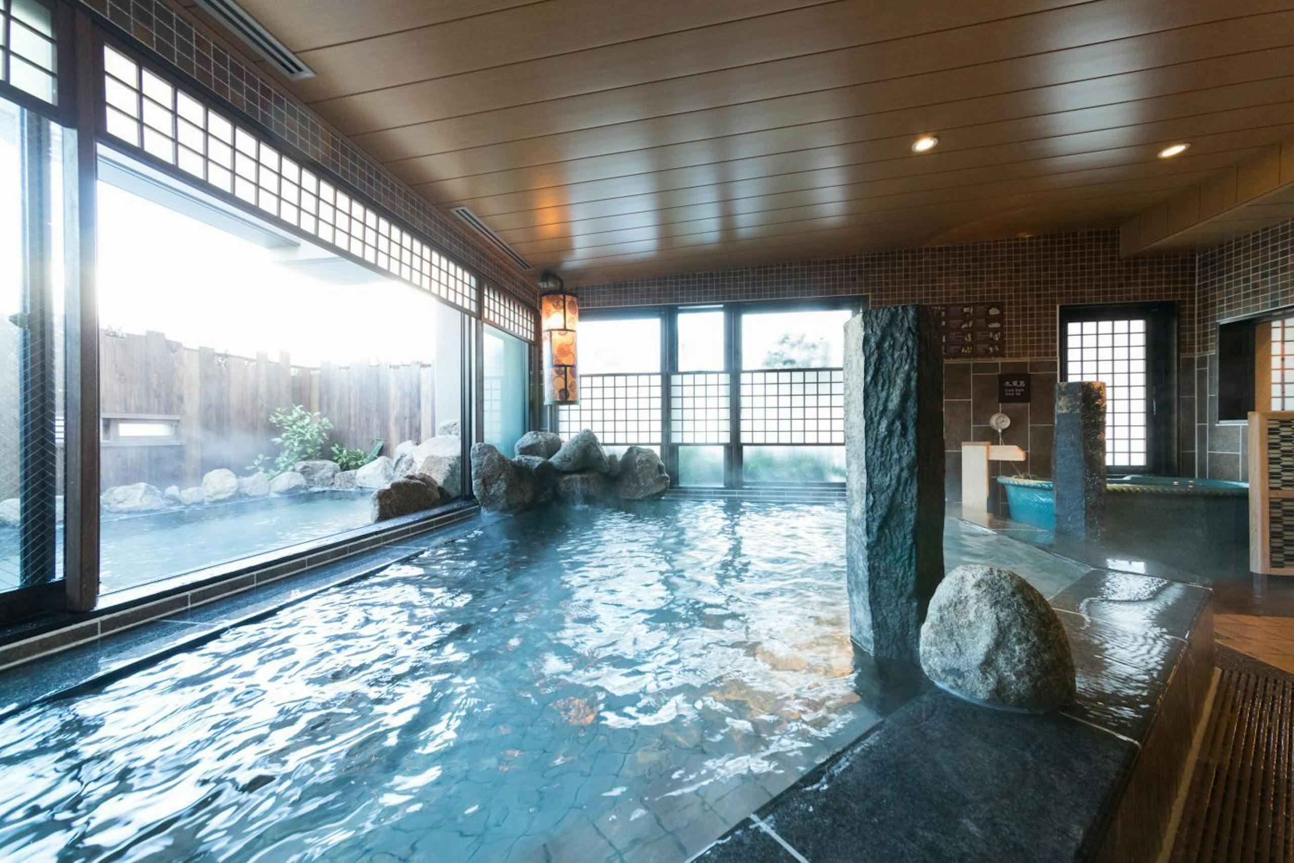 天然温泉石手の湯ドーミーイン松山