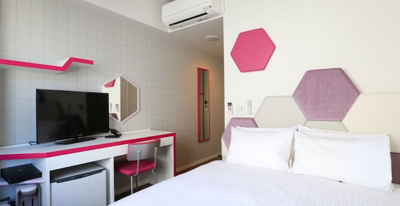 禁煙 ダブルルーム Bed幅160cm 大浴場完備 朝食バイキング付 地下鉄中央線 長田駅 の目の前 大阪中心部へのアクセス 出張 観光の拠点にも プラン ホテルウィングインターナショナルセレクト東大阪 一休 Comビジネス