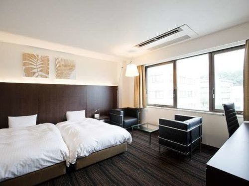 デラックスツイン