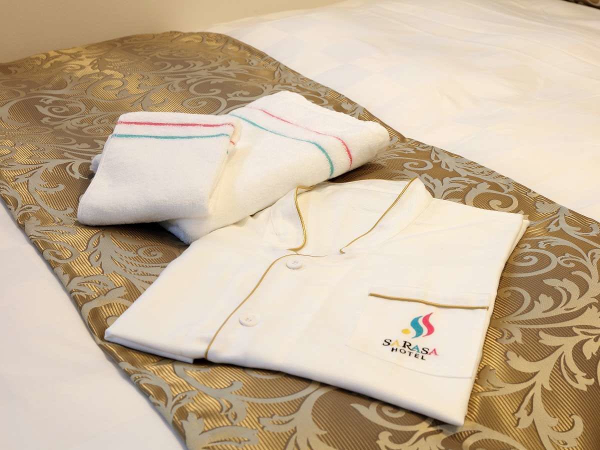 帶有標誌的睡衣☆