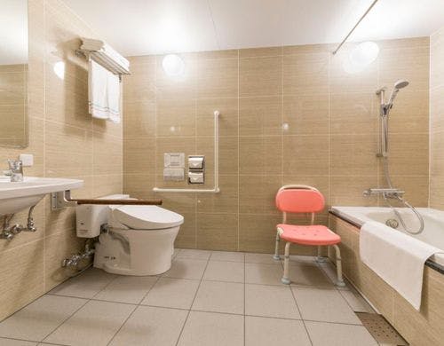 ユニバーサルツイン