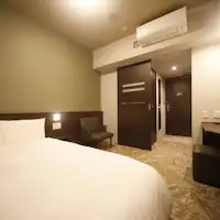 雙人房 15.8~16.9平方公尺