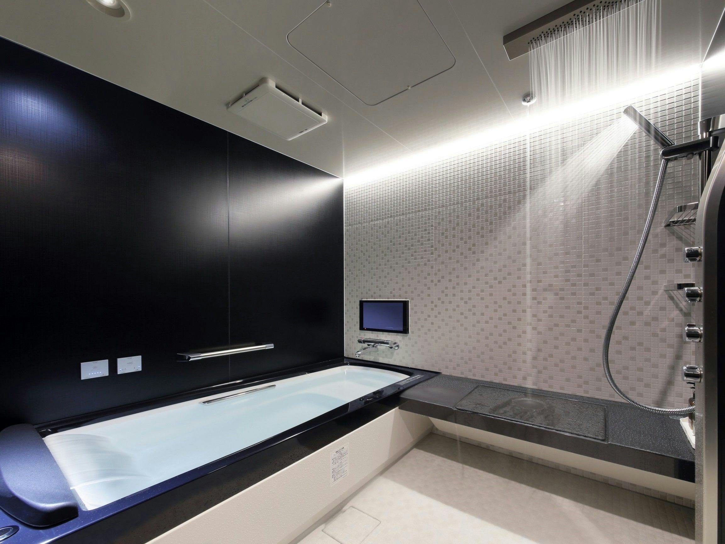 スイート専用バスルーム