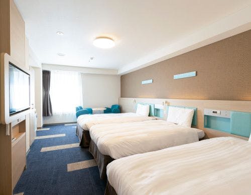 【ファミリールーム】（禁煙）客室の一例