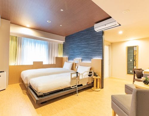 ユニバーサルツイン