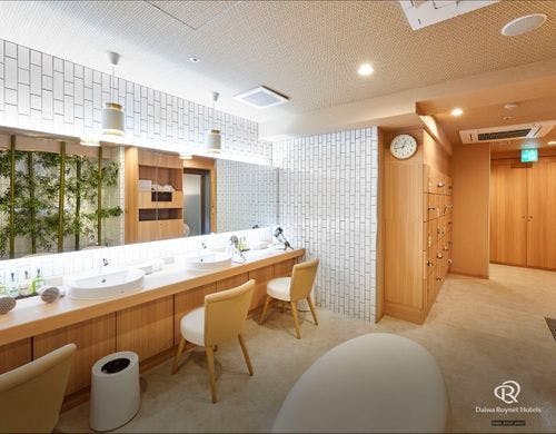 女性浴場（脱衣所スペース）