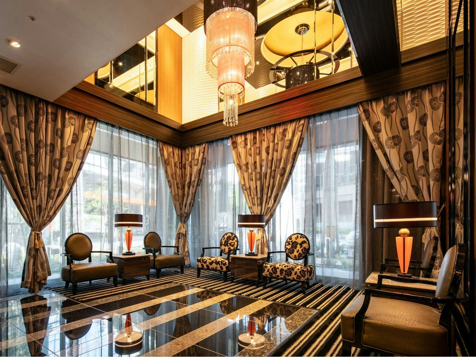 吹抜けが軽やかさを演出しています。