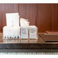 สิ่งอำนวยความสะดวกสำหรับผู้ชาย