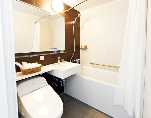 ダブル／バスルーム