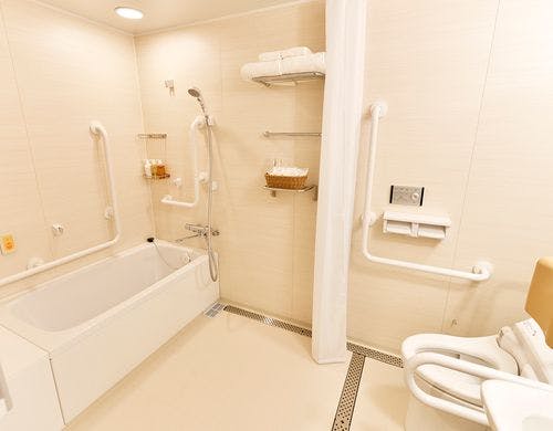 ユニバーサルダブル／バスルーム