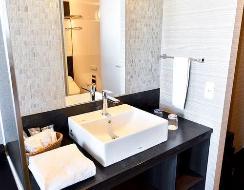 シングル／バスルーム