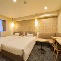 ユニバーサルツイン