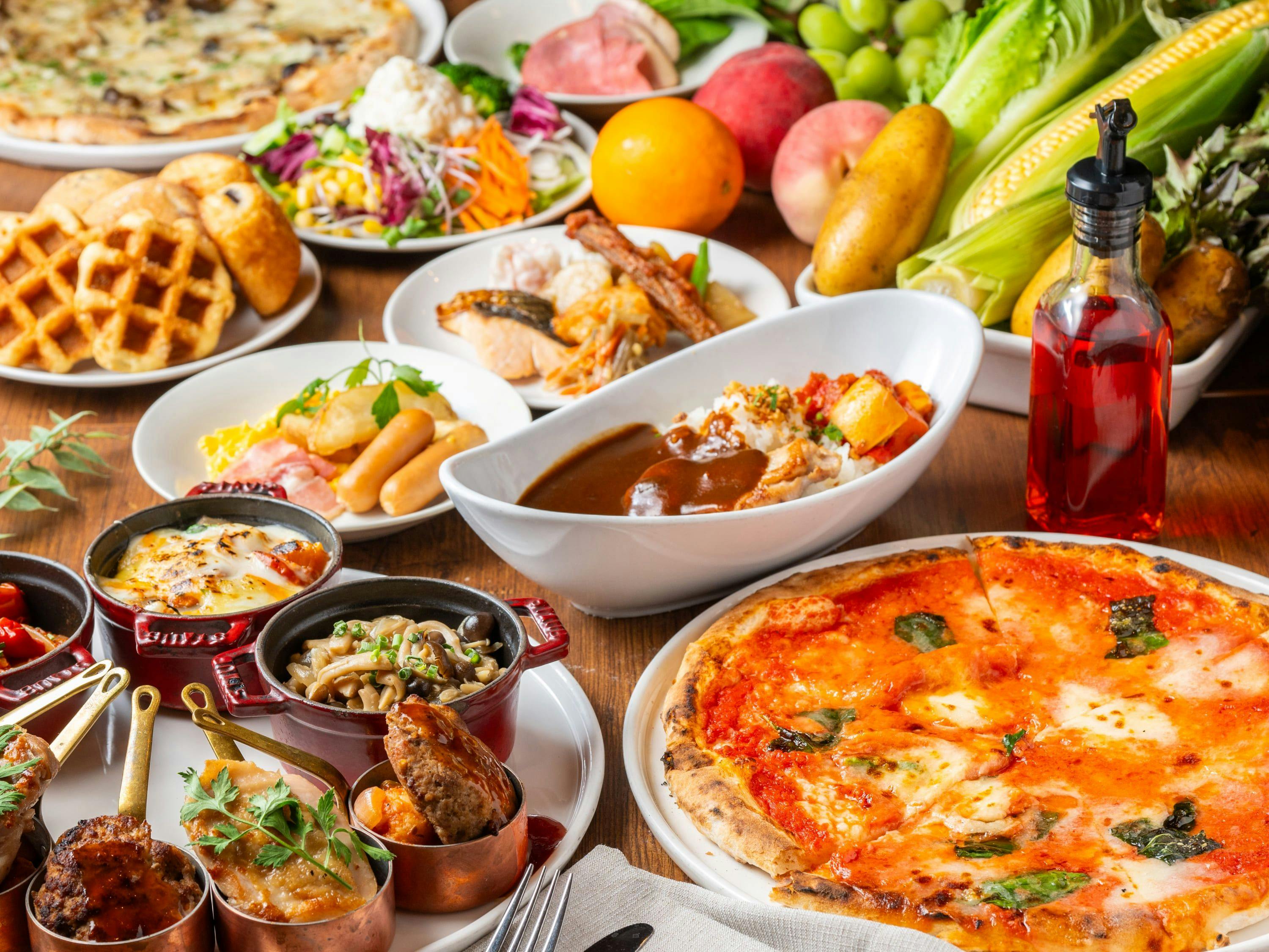 アパホテル〈六本木SIX〉 - 【朝食付・A棟】「Fuji」特製総菜パンと