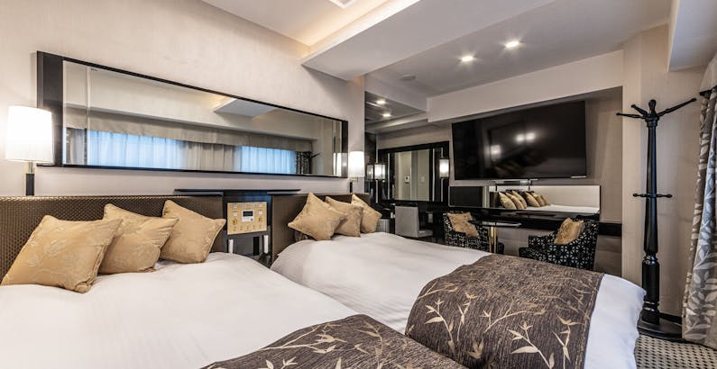 デラックスツイン禁煙室 素泊まり 年7月28日開業 六本木一丁目駅3番出口徒歩3分 当日の荷物預かり無料 プラン アパホテル 六本木six 一休 Comビジネス