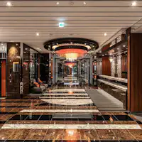 Kaunter hadapan dan bilik simpanan