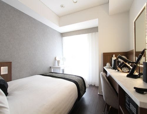 ヤーマンセミダブルルーム