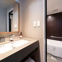 ◇ห้องไฮซีลลิ่งดีลักซ์ทวินพร้อมอ่างอาบน้ำ