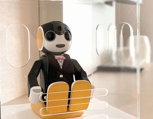 コミュニケーションロボット「ロボホン」
