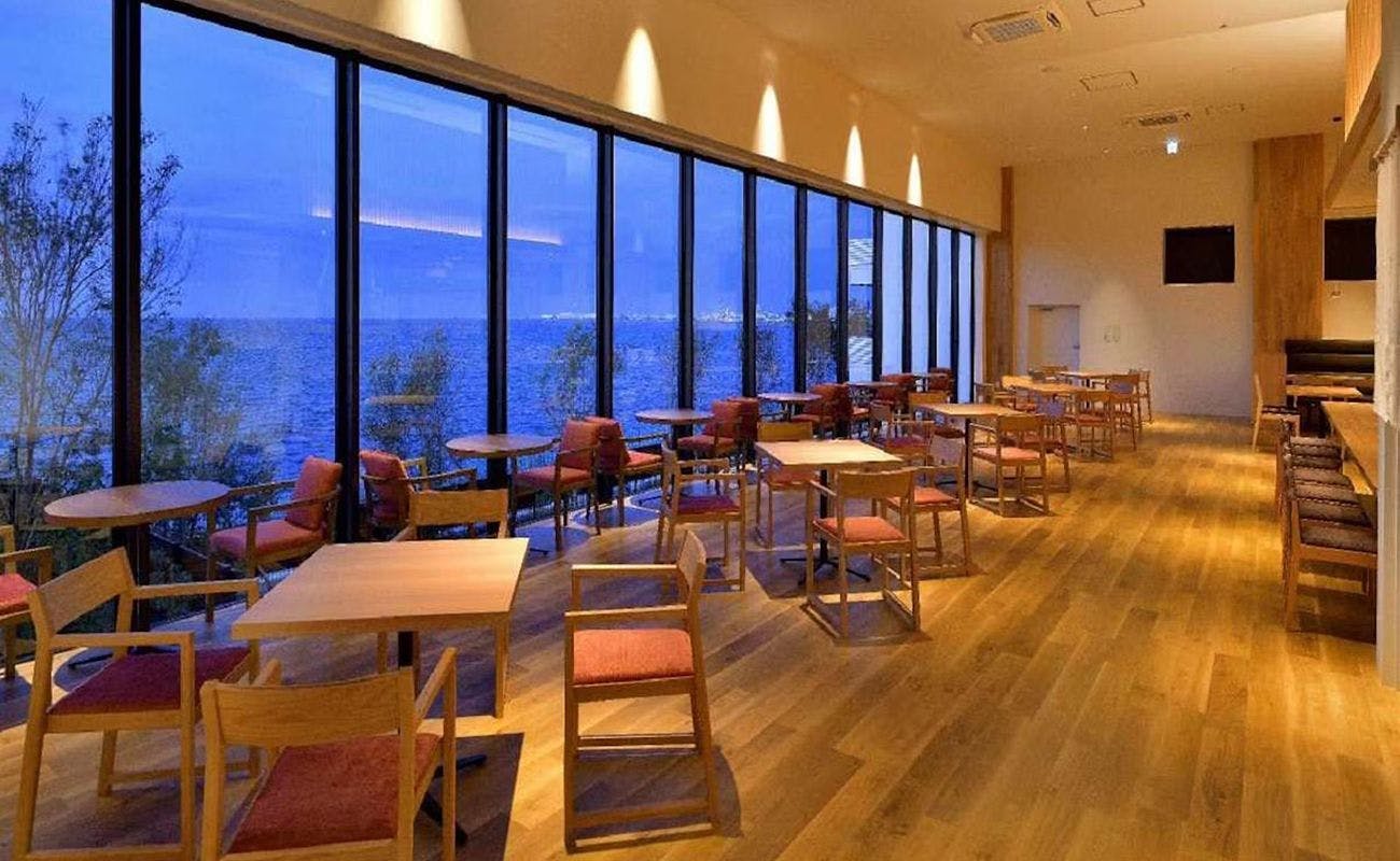 ◆บรรยากาศร้านอาหาร◆ ด้านติดทะเลเป็นที่นิยมมาก