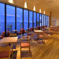 ◆บรรยากาศร้านอาหาร◆ ด้านติดทะเลเป็นที่นิยมมาก