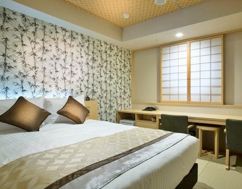 【禁煙】幅150ｃｍのダブルベッド