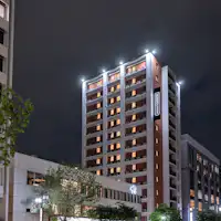 ホテル外観 夜
