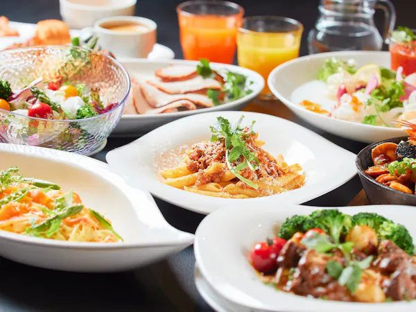 【美容好き必見】Refaビューテックシリーズ ミニボトルセット付きプラン(限定ポーチ付き) 朝食付き
