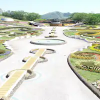 国営みちのく杜の湖畔公園