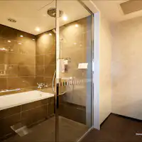 ห้องน้ำ (※ Suite)