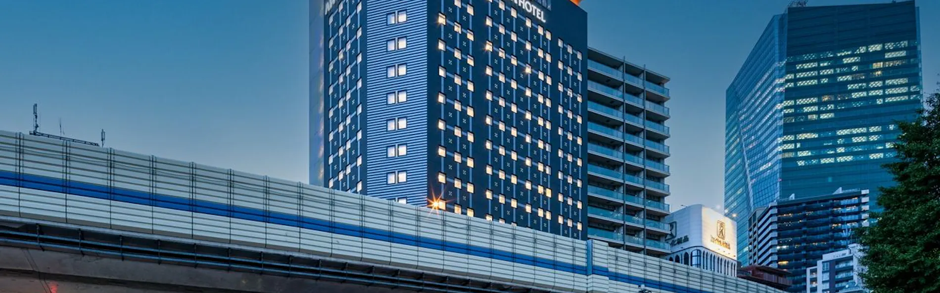 アパホテル&リゾート〈六本木駅東〉