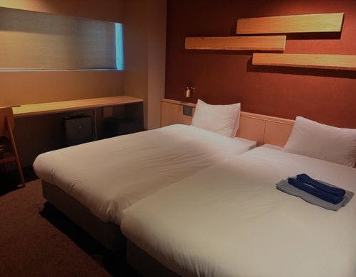 ツインルーム＜20平米＞