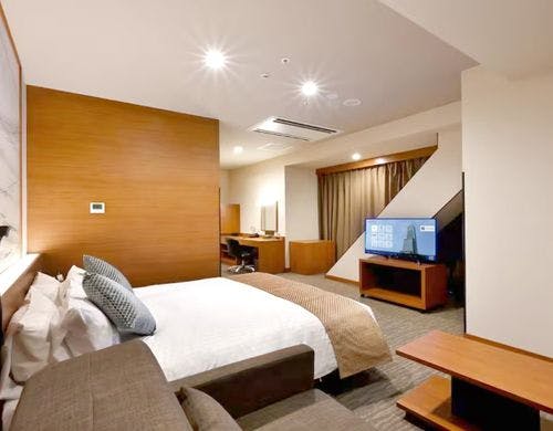 デラックスコーナーダブルベイビュールーム