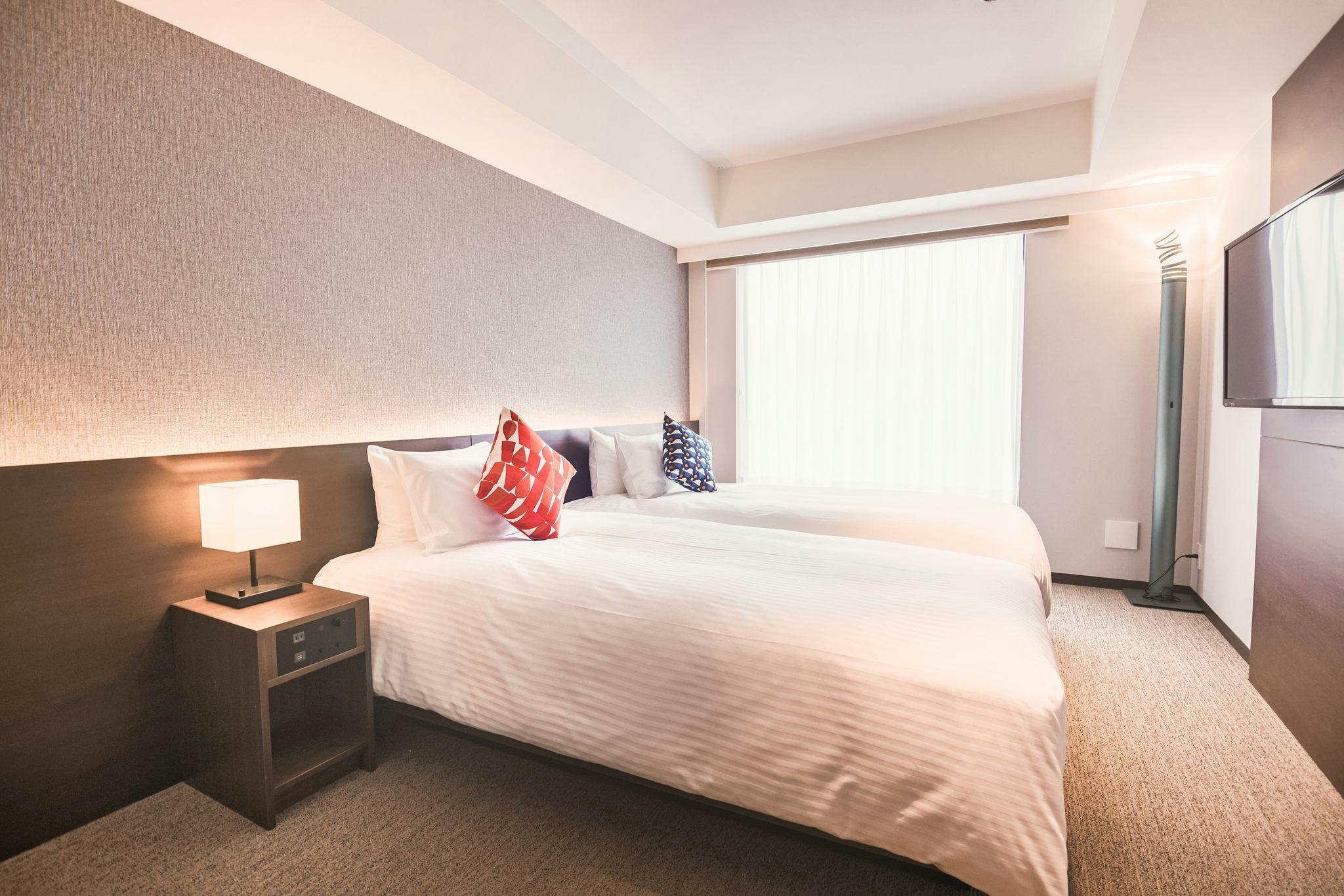 สตูดิโอ 25 ทวิน (ปลอดบุหรี่)